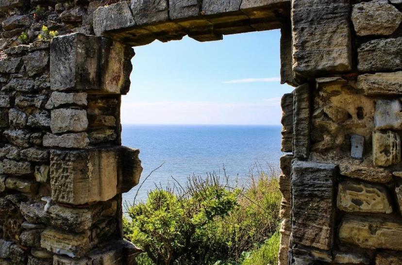 Le Brise Lame Maison Neuve A 2 Pas De La Plage Le Portel Luaran gambar